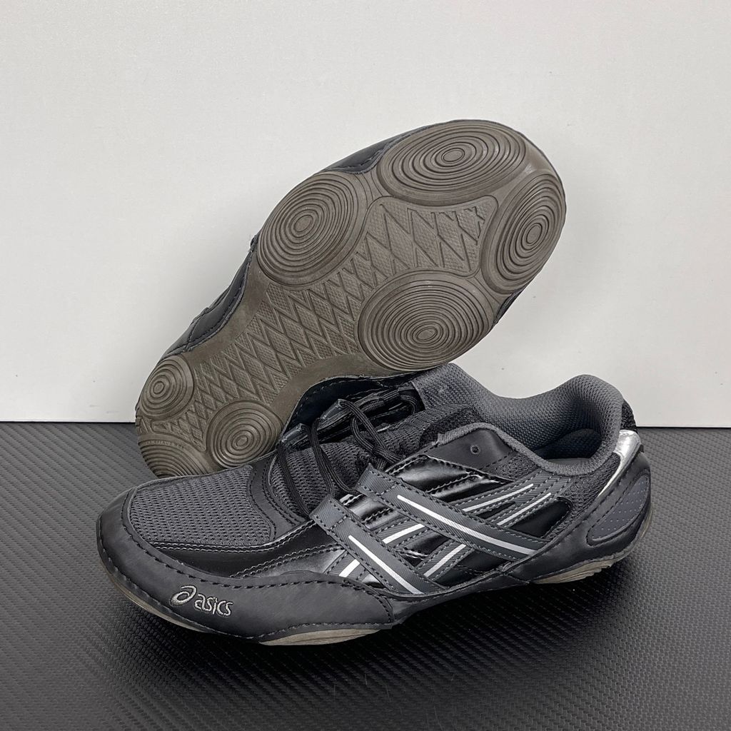 asics-hypersync-graphite-grey-black-technical-lifestyle-sneaker-1203a879-021.jpg