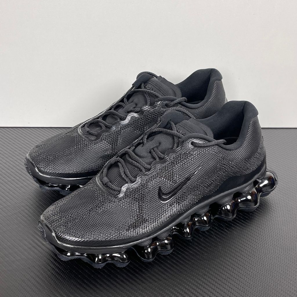 nike-air-liquid-max-triple-black-futuristic-techwear-sneaker-iq7634-003.jpg