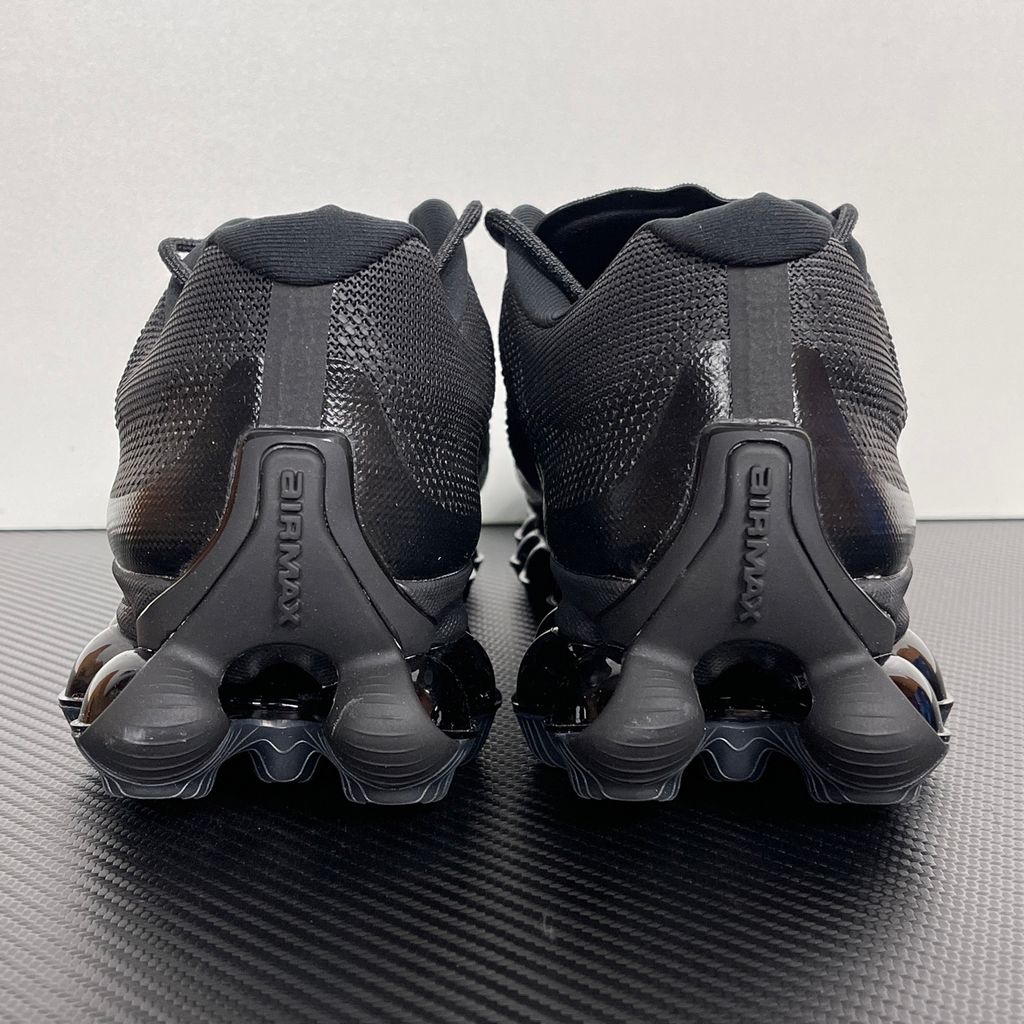 nike-air-liquid-max-triple-black-fluid-synthetic-overlays-engineered-mesh-upper.jpg