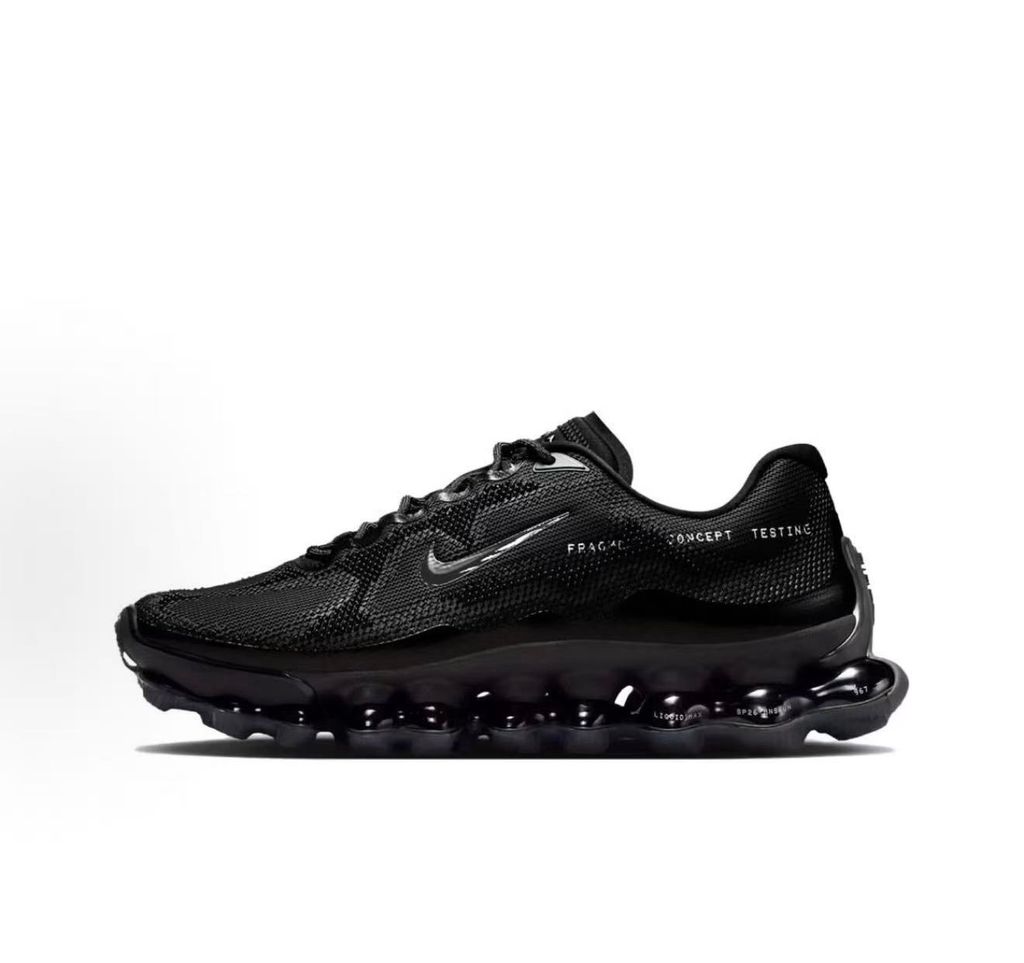 nike-air-liquid-max-triple-black-futuristic-techwear-sneaker-iq7634-003.pic