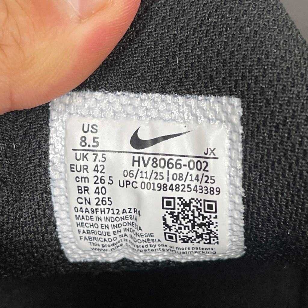 nike-air-max-plus-og-tuned-air-cushioning-midsole-and-rubber-outsole.jpg