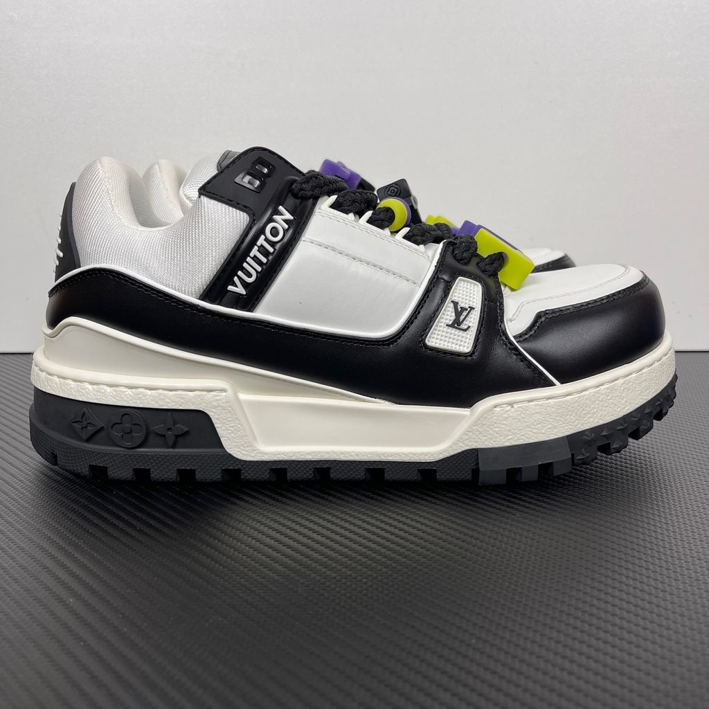 louis-vuitton-trainer-maxi-black-white-luxury-chunky-skate-sneaker-1abzq9.jpg