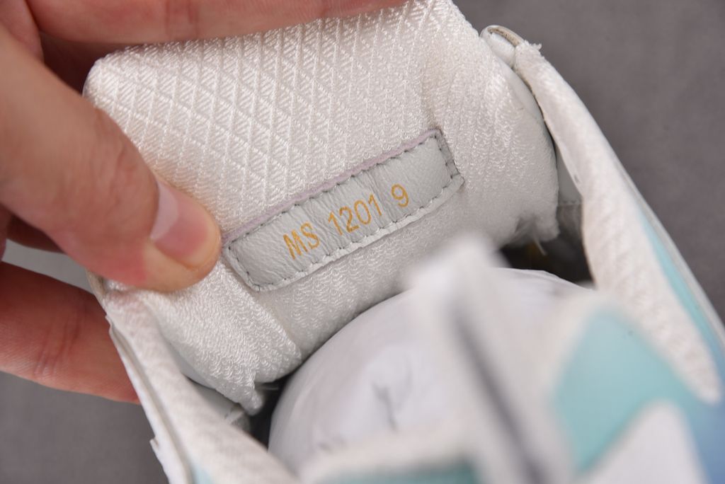 louis-vuitton-runner-tatic-white-blue-premium-calf-leather-suede-breathable-mesh-upper.jpeg