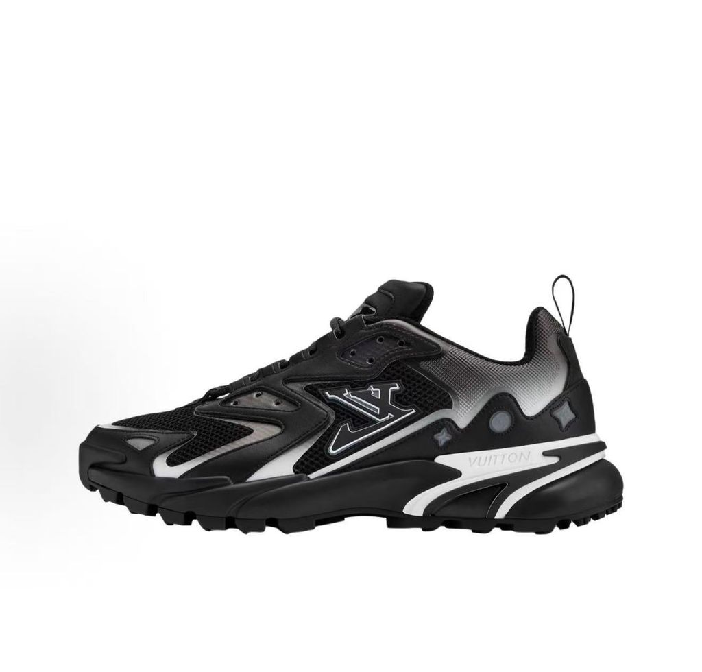 louis-vuitton-runner-tatic-black-white-luxury-tech-runner-sneaker-1acg7x.pic
