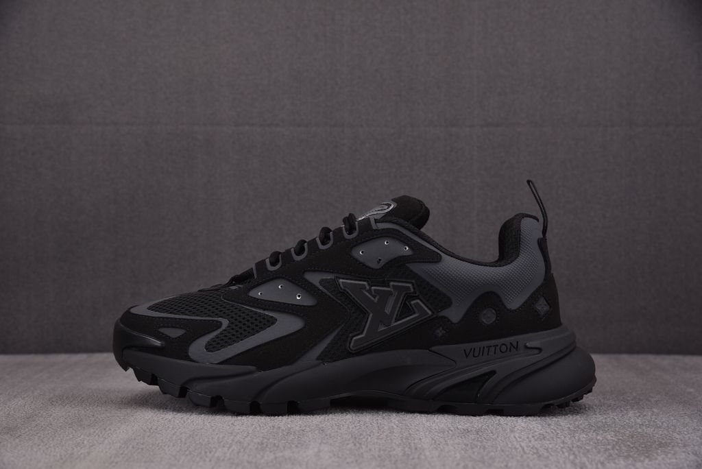 louis-vuitton-runner-tatic-denim-noir-luxury-tech-runner-sneaker-1akc3l.jpeg