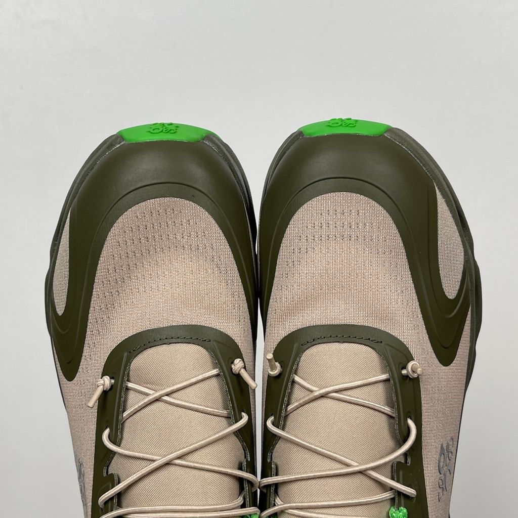 on-loewe-cloudsolo-khaki-green-sand-semi-transparent-mesh-tpu-overlays.jpg