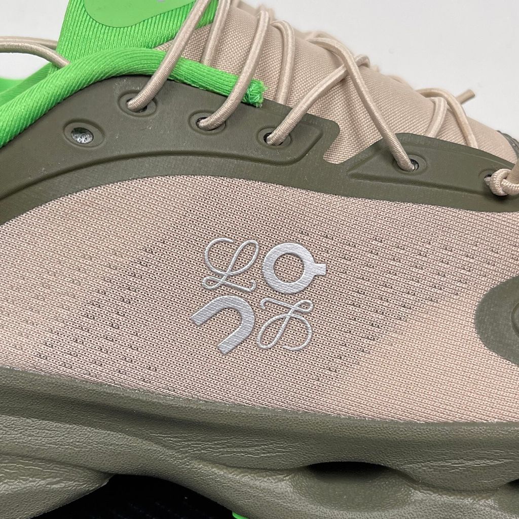 on-loewe-cloudsolo-khaki-green-sand-semi-transparent-mesh-tpu-overlays.jpg