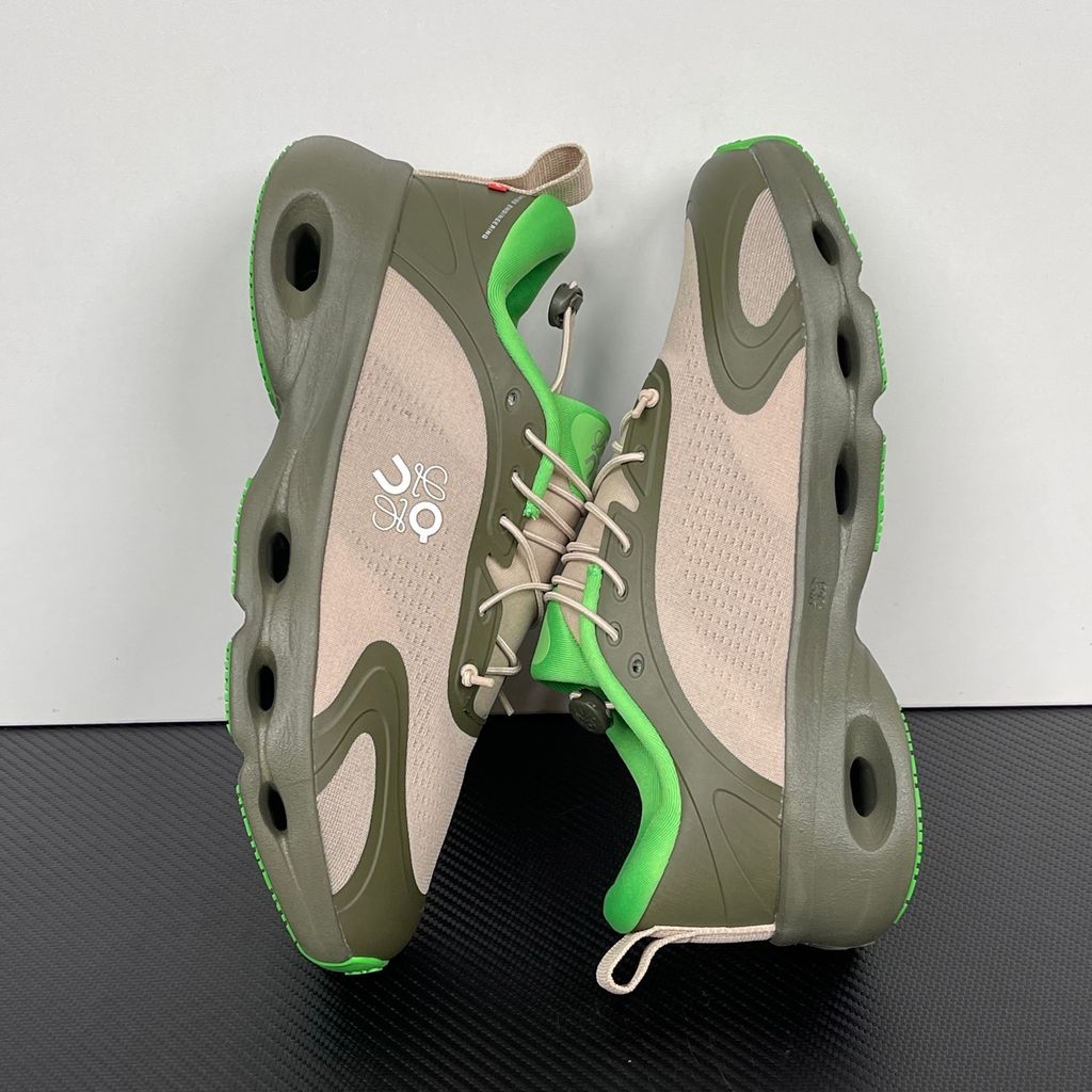 on-loewe-cloudsolo-khaki-green-sand-semi-transparent-mesh-tpu-overlays.jpg