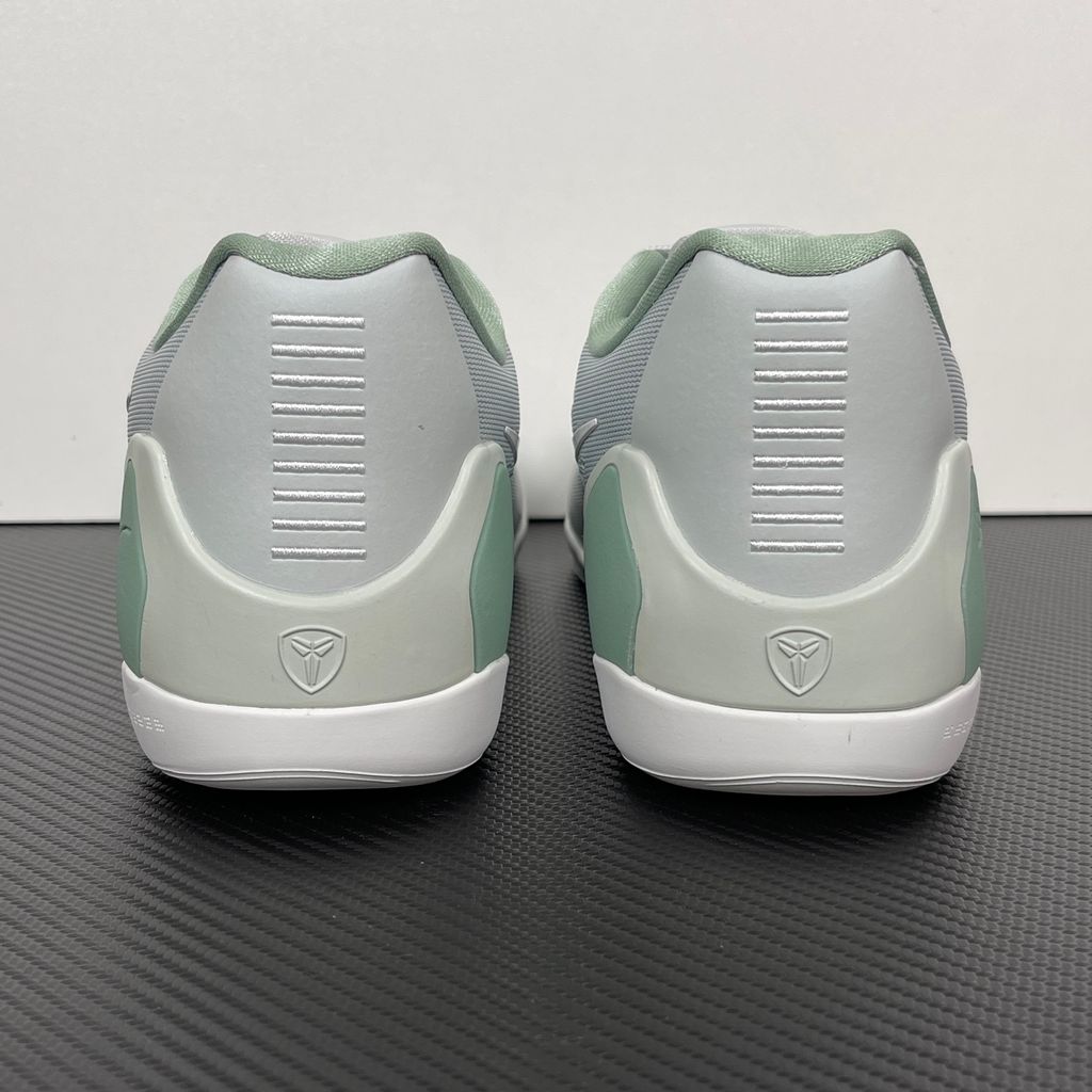 nike-kobe-9-em-low-light-silver-steam-breathable-engineered-mesh-upper-flywire.jpg
