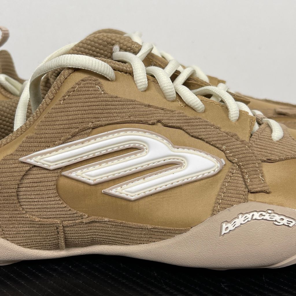 balenciaga-monday-ultra-beige-pre-distressed-mesh-polyurethane-layered-upper.jpg