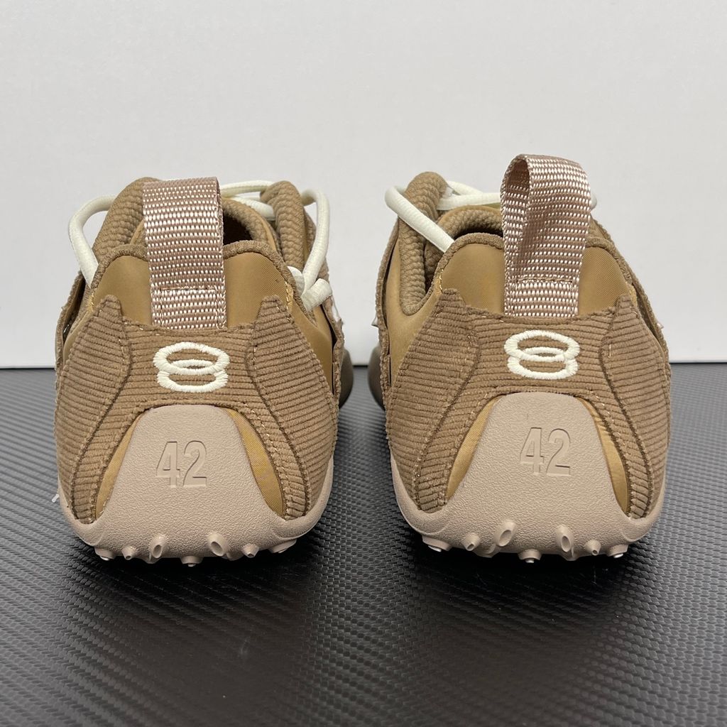 balenciaga-monday-ultra-beige-luxury-chunky-sneaker-853505wmndi9990.jpg