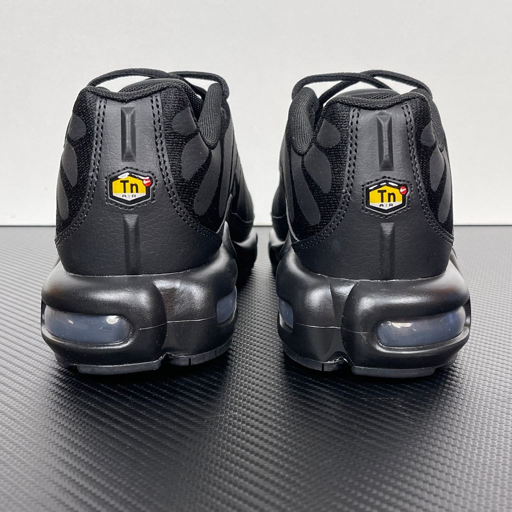 nike-air-max-plus-triple-black-leather-premium-stealth-sneaker-aj2029-001.jpg