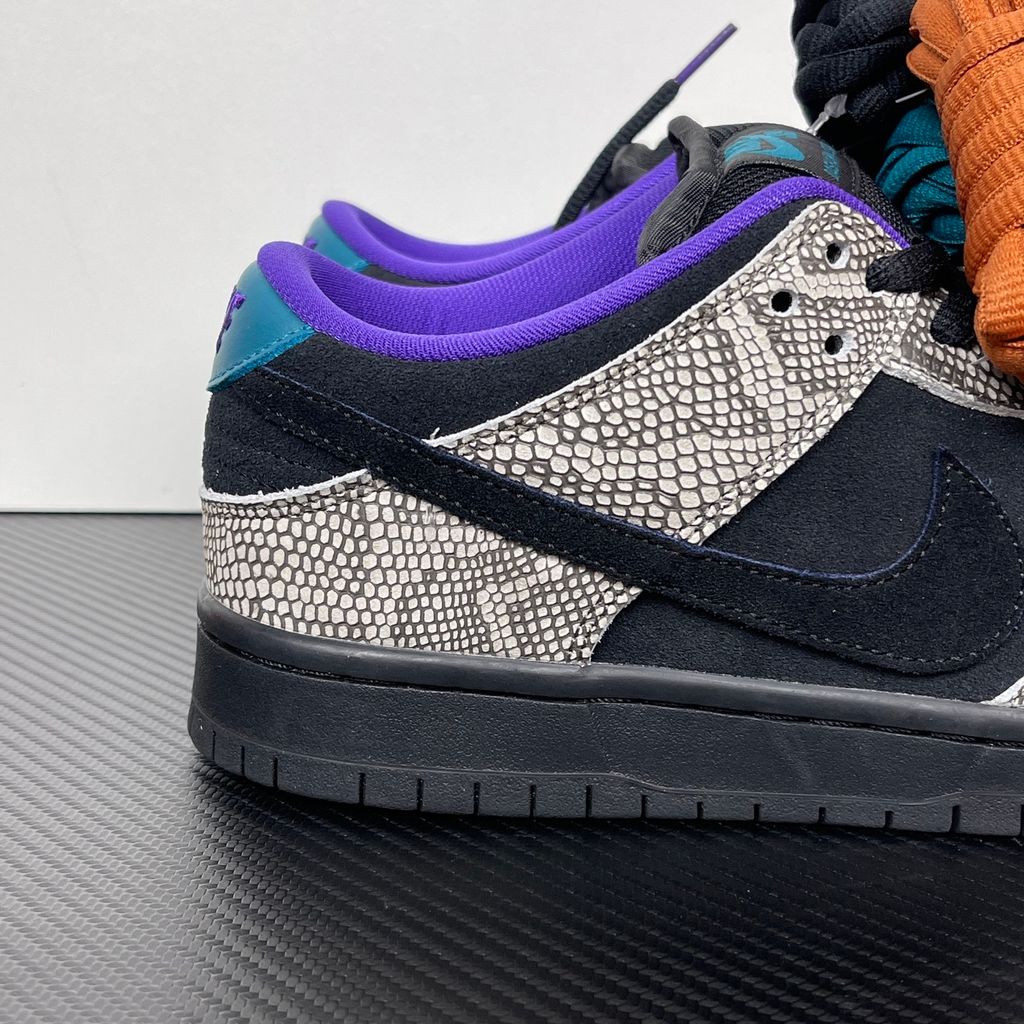 nike-sb-dunk-low-dashawn-jordan-copperhead-exclusive-skate-sneaker-ib6208-200.jpg