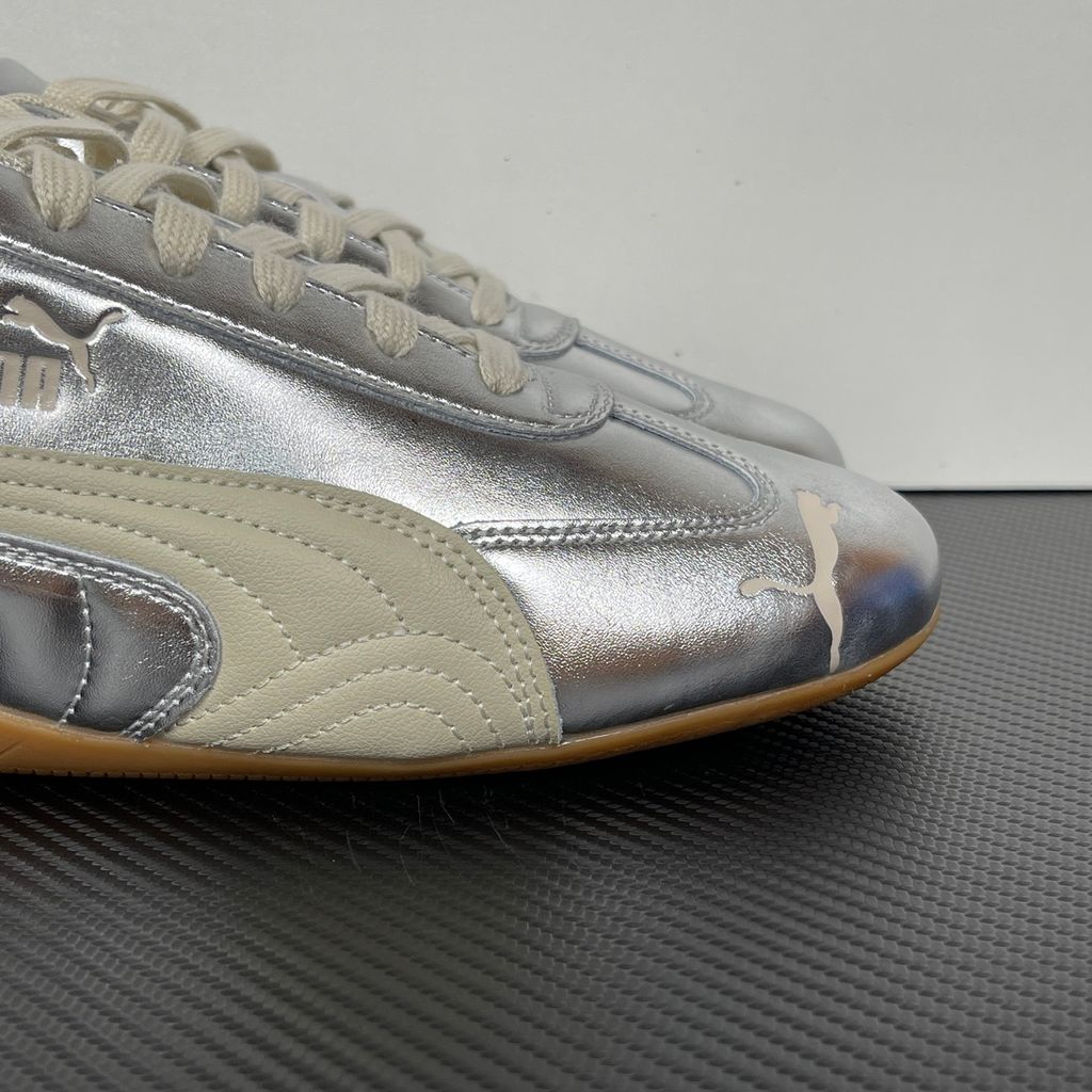 puma-speedcat-silver-low-profile-gum-rubber-racing-outsole.jpg