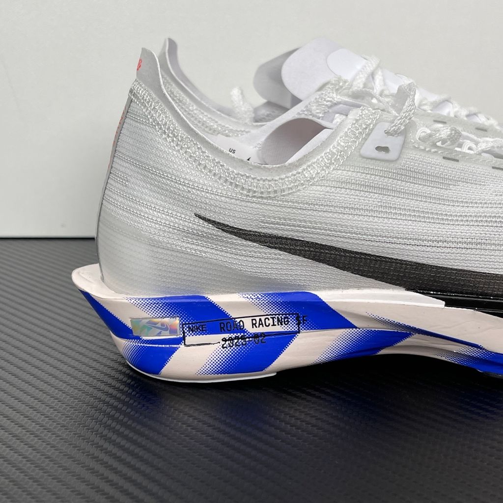 nike-zoomx-streakfly-2-cm-white-racer-blue-performance-running-shoe-io8268-100.jpg