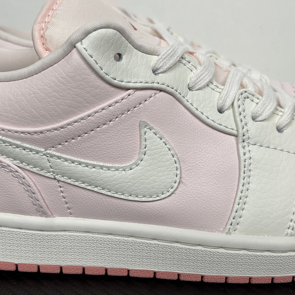 air-jordan-1-low-se-sail-pink-lifestyle-sneaker-ih0823-611.jpg