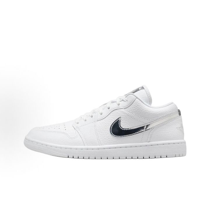 air-jordan-1-low-se-white-metallic-silver-womens-lifestyle-sneaker-iq9381-100.pic_hd