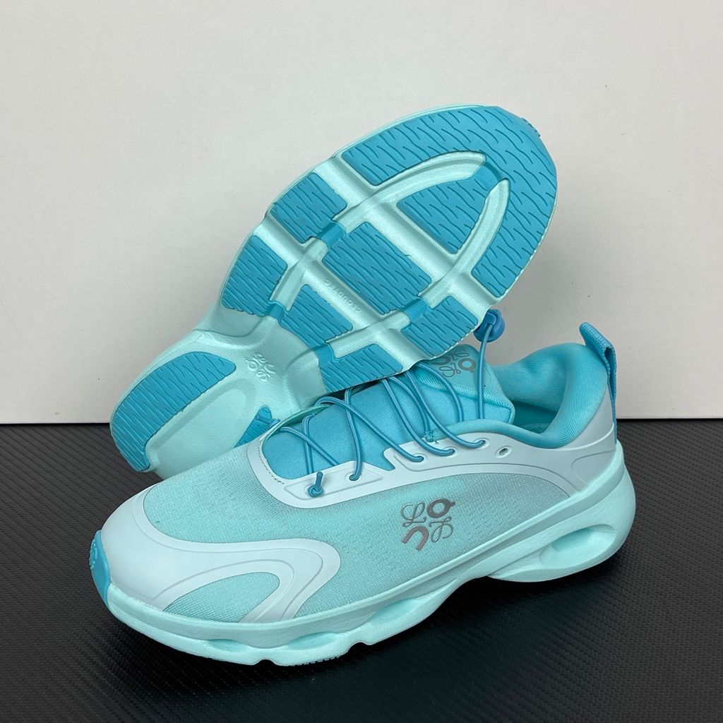 on-running-loewe-cloudsolo-turquoise-luxury-sneaker-3mf30661748.jpg
