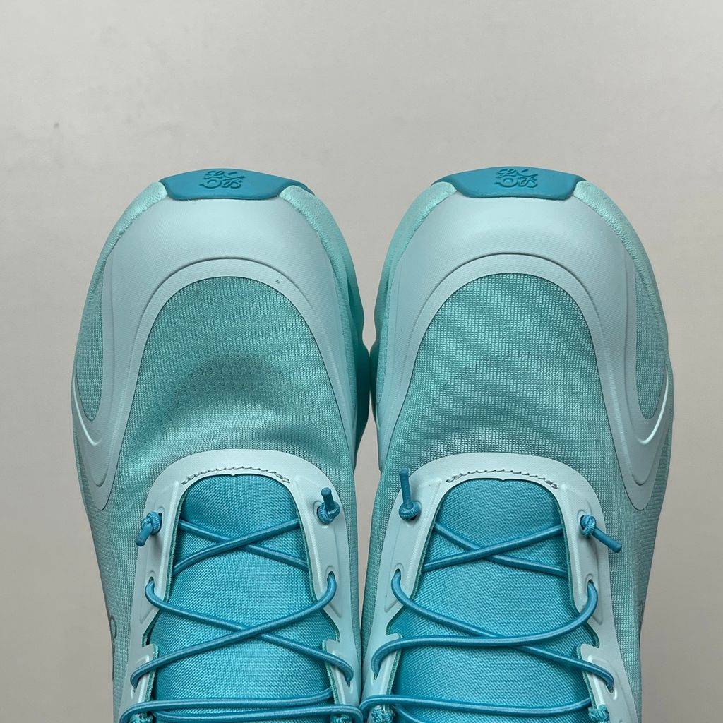 on-running-loewe-cloudsolo-turquoise-luxury-sneaker-3mf30661748.jpg