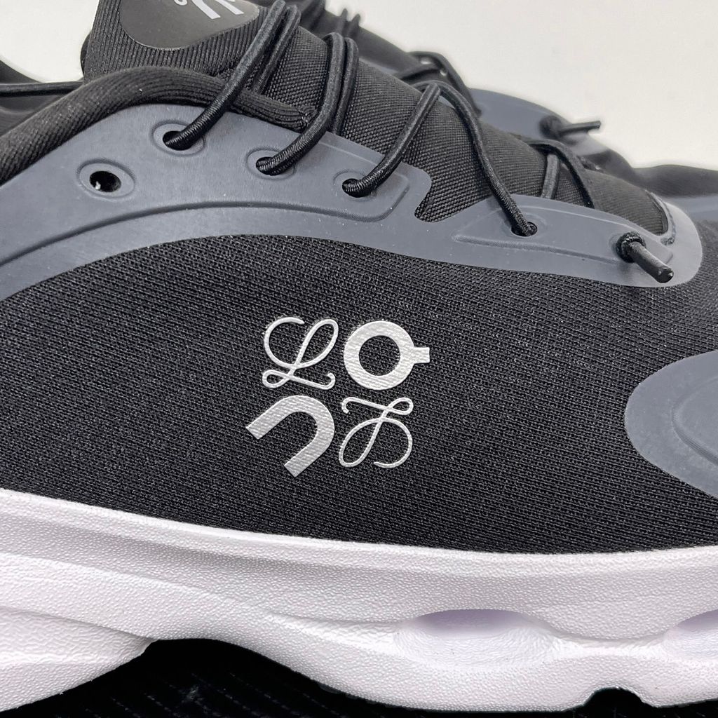 on-running-loewe-cloudsolo-black-white-luxury-sneaker-3mf30660299.jpg