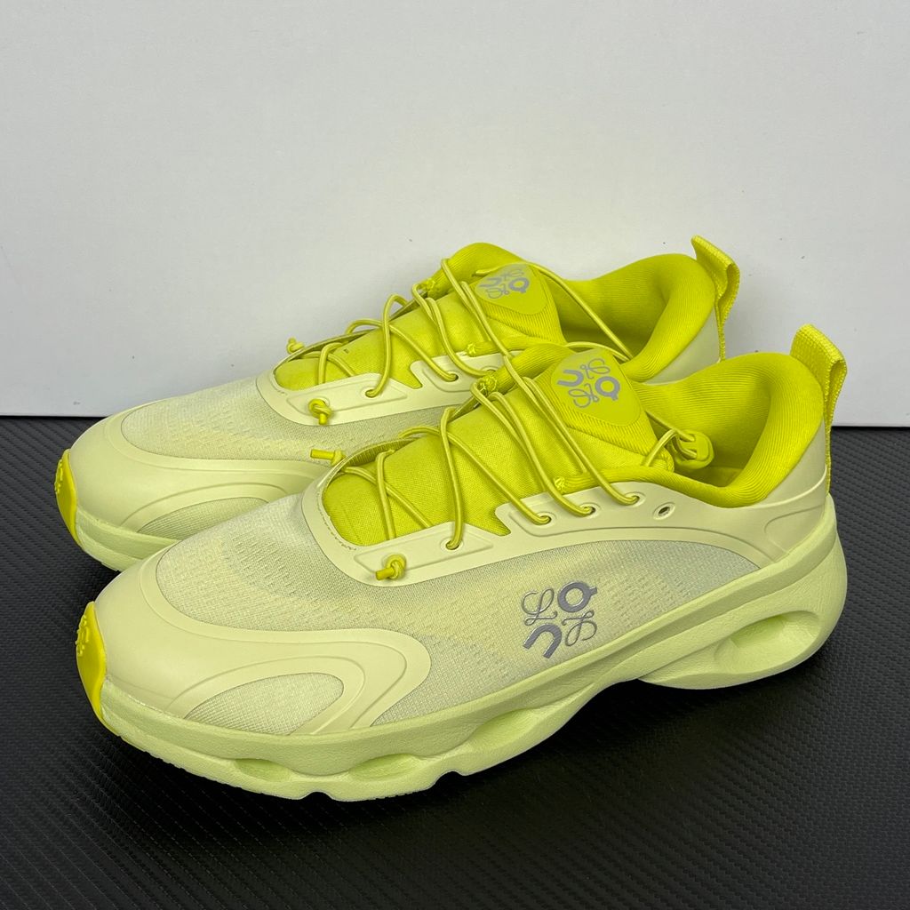 on-running-loewe-cloudsolo-lime-green-luxury-sneaker-3mf30662420.jpg