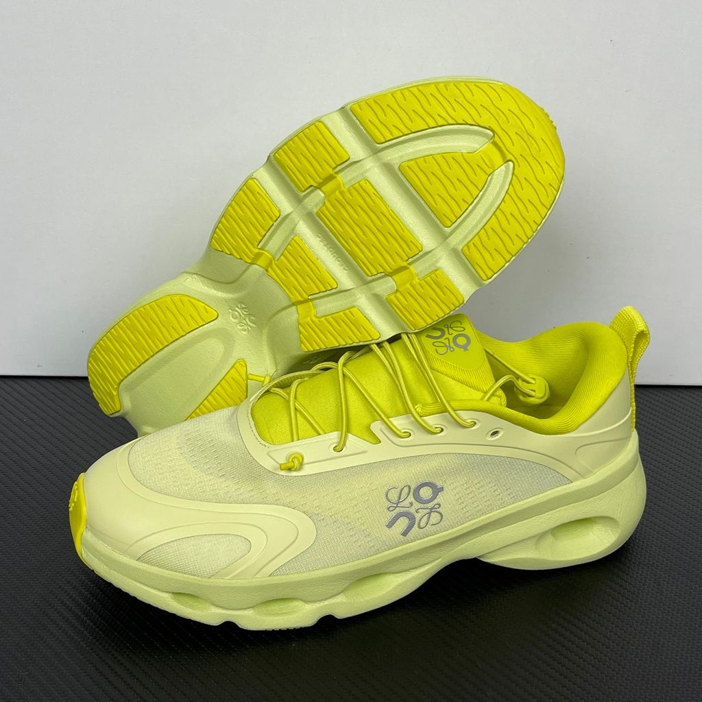 on-running-loewe-cloudsolo-lime-green-luxury-sneaker-3mf30662420.jpg