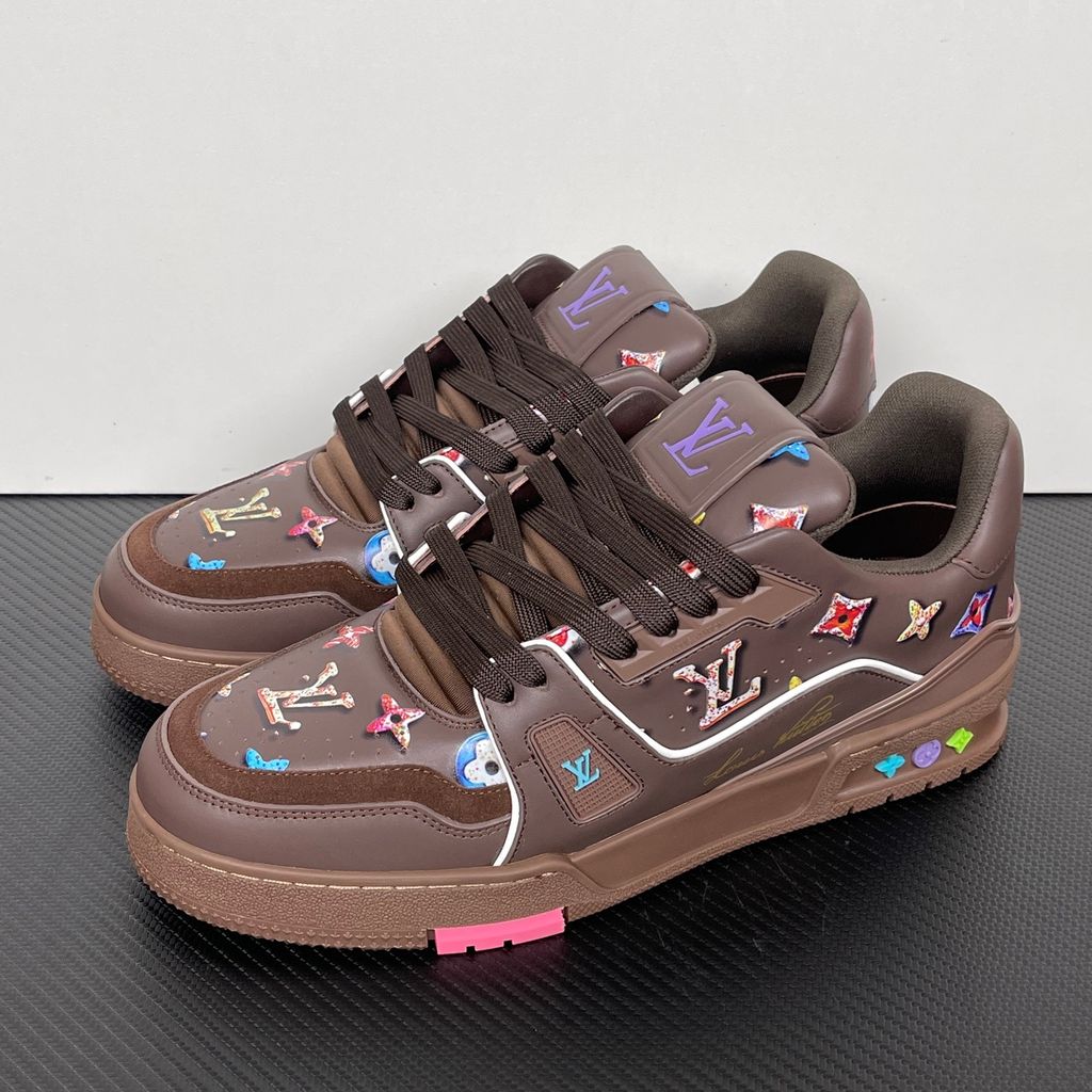 louis-vuitton-lv-trainer-donut-coffee-brown-3d-monogram-1ajwfn.jpg