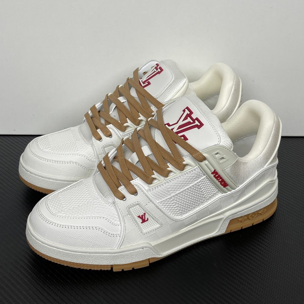 louis-vuitton-lv-trainer-white-damier-burgundy-gum-sole-1ahts7.jpg