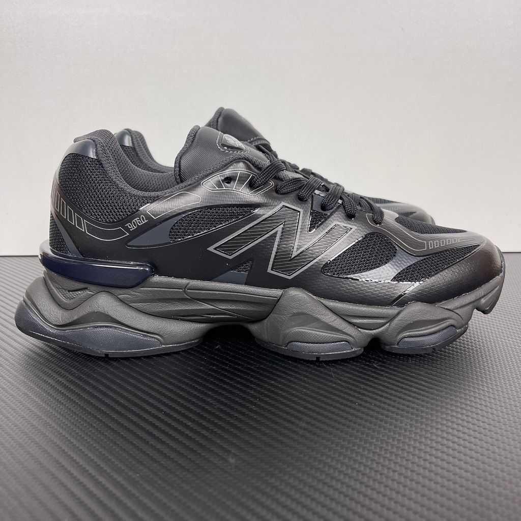 new-balance-9060-black-grey-chunky-sneaker-u90606to.jpg