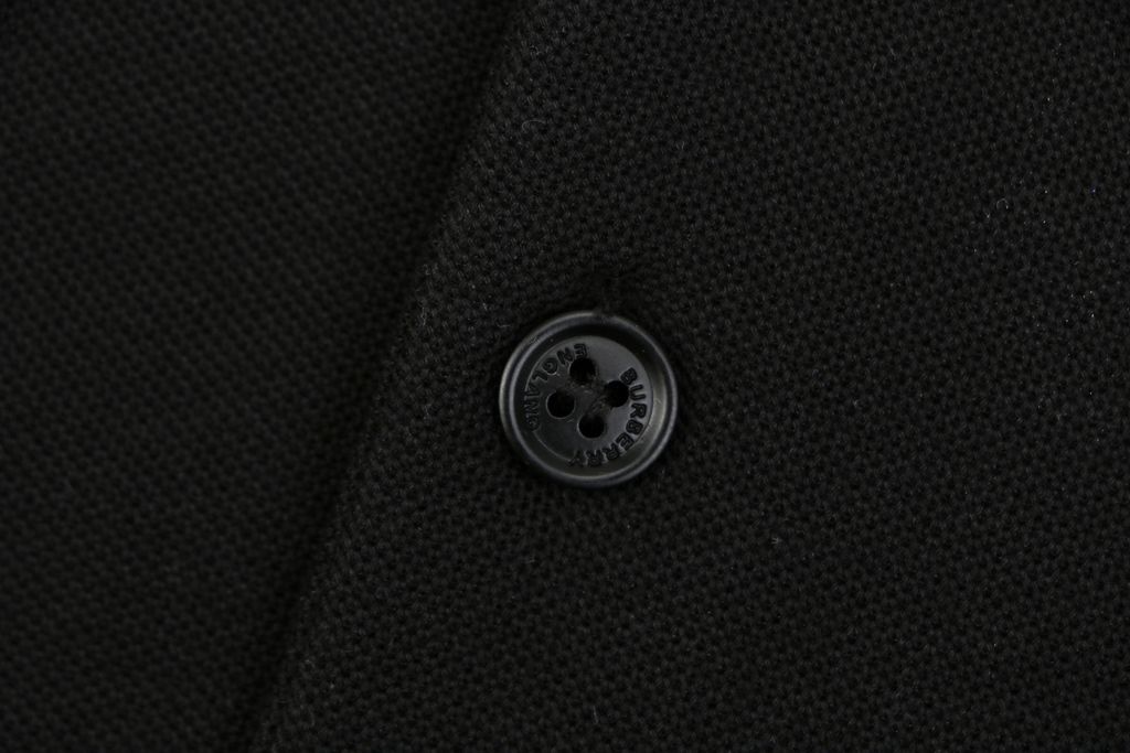 bbr-chain-check-equestrian-knight-pattern-polo-detail