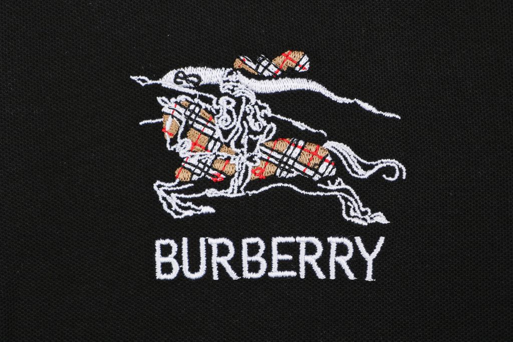 bbr-chain-check-equestrian-knight-pattern-polo-detail