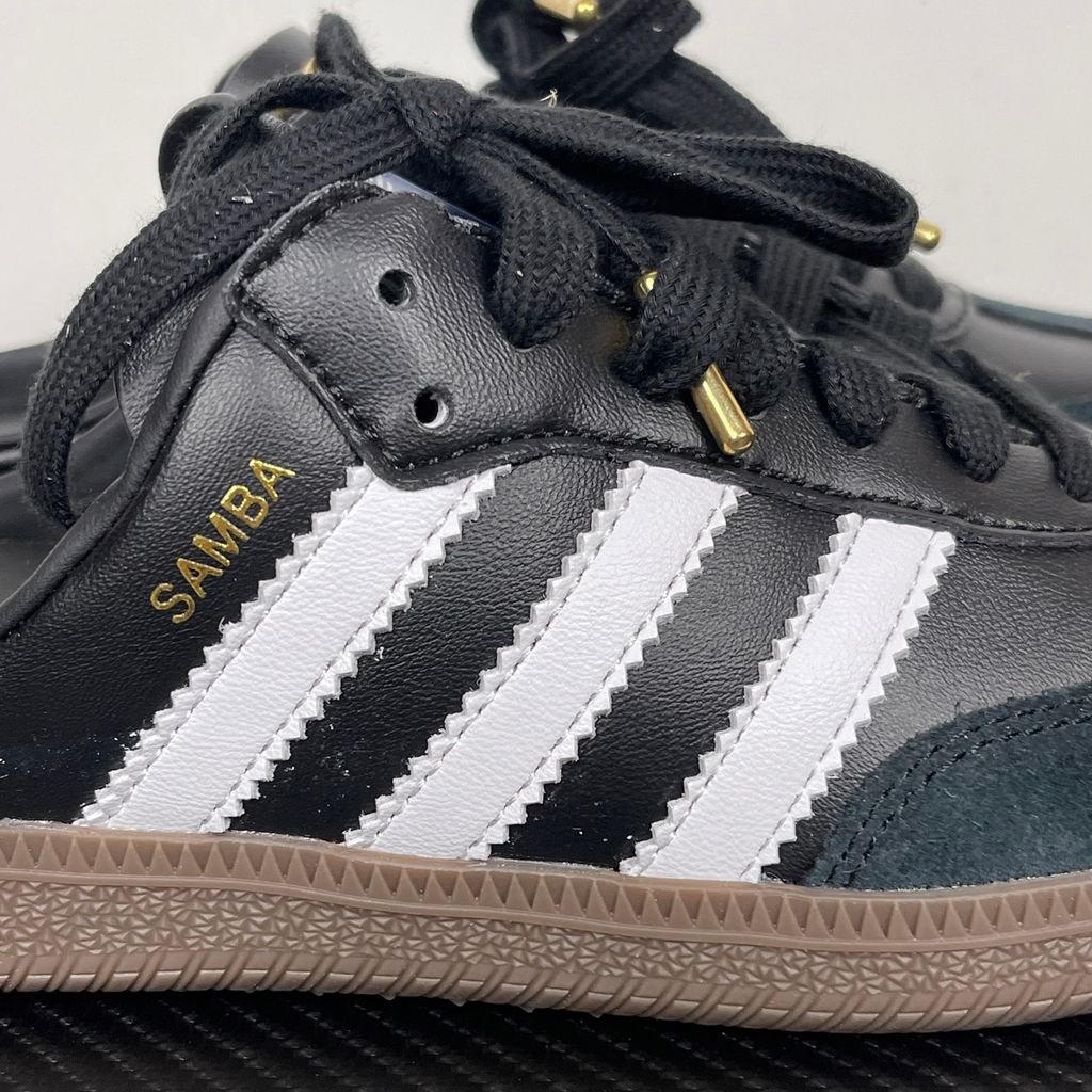 adidas-samba-mule-core-black-cloud-white-womens-slip-on-sneaker-lb3815.jpg