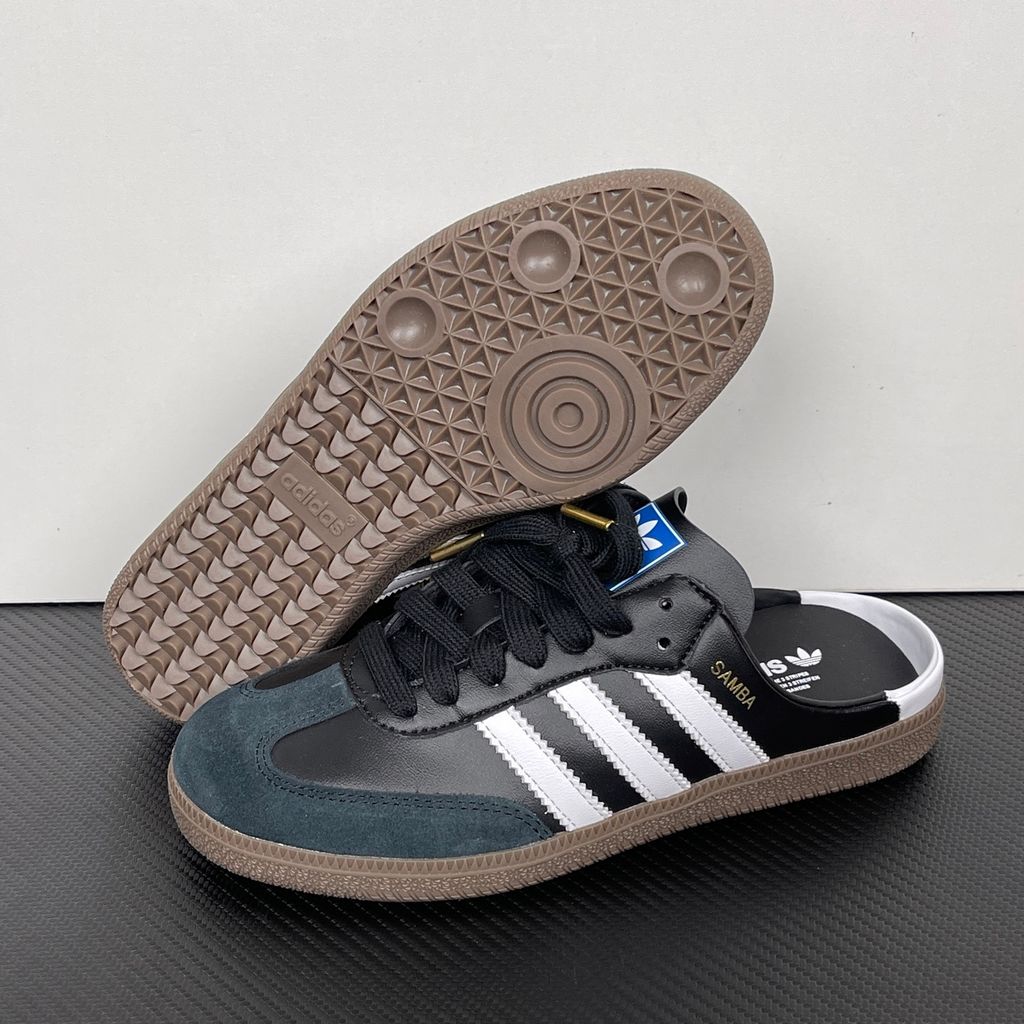 adidas-samba-mule-core-black-cloud-white-womens-slip-on-sneaker-lb3815.jpg