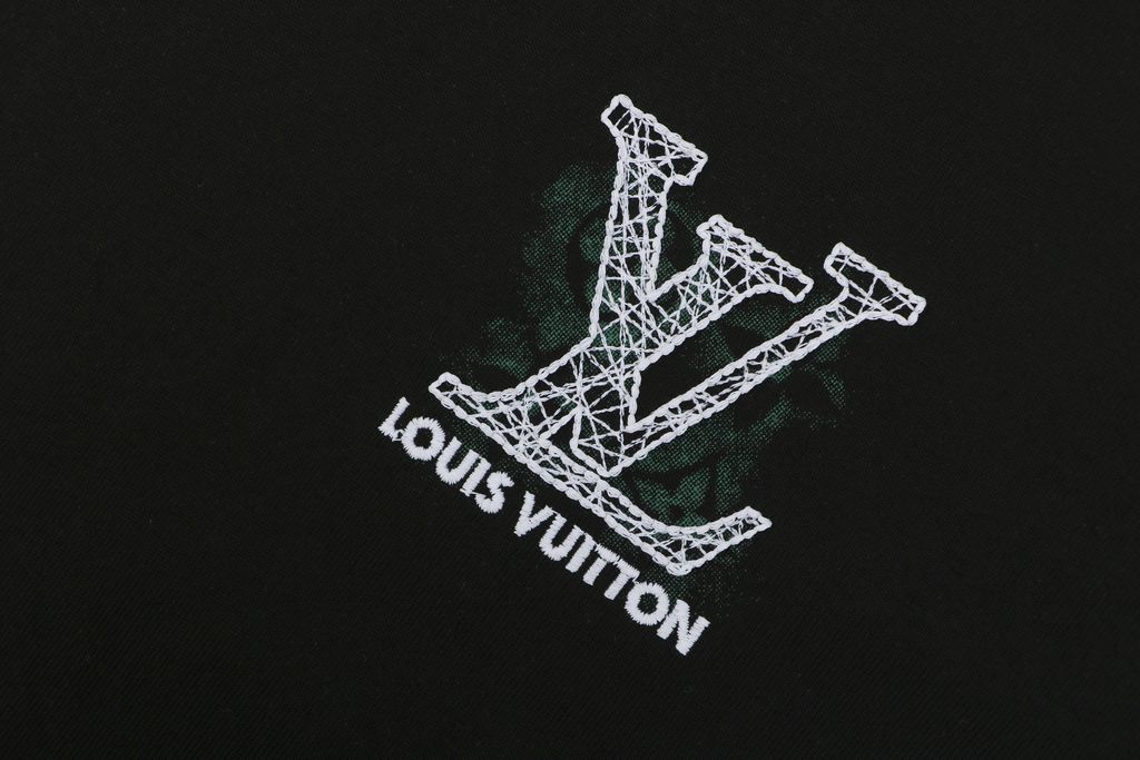 1v-green-spray-monogram-imported-machine-embroidery-detail