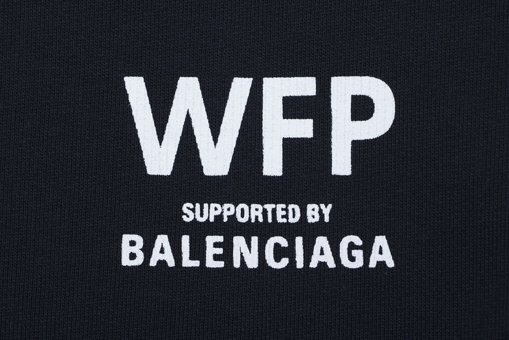 balenciaga-wfp-white-letter-3d-thick-print-ribbed-waistband-detail