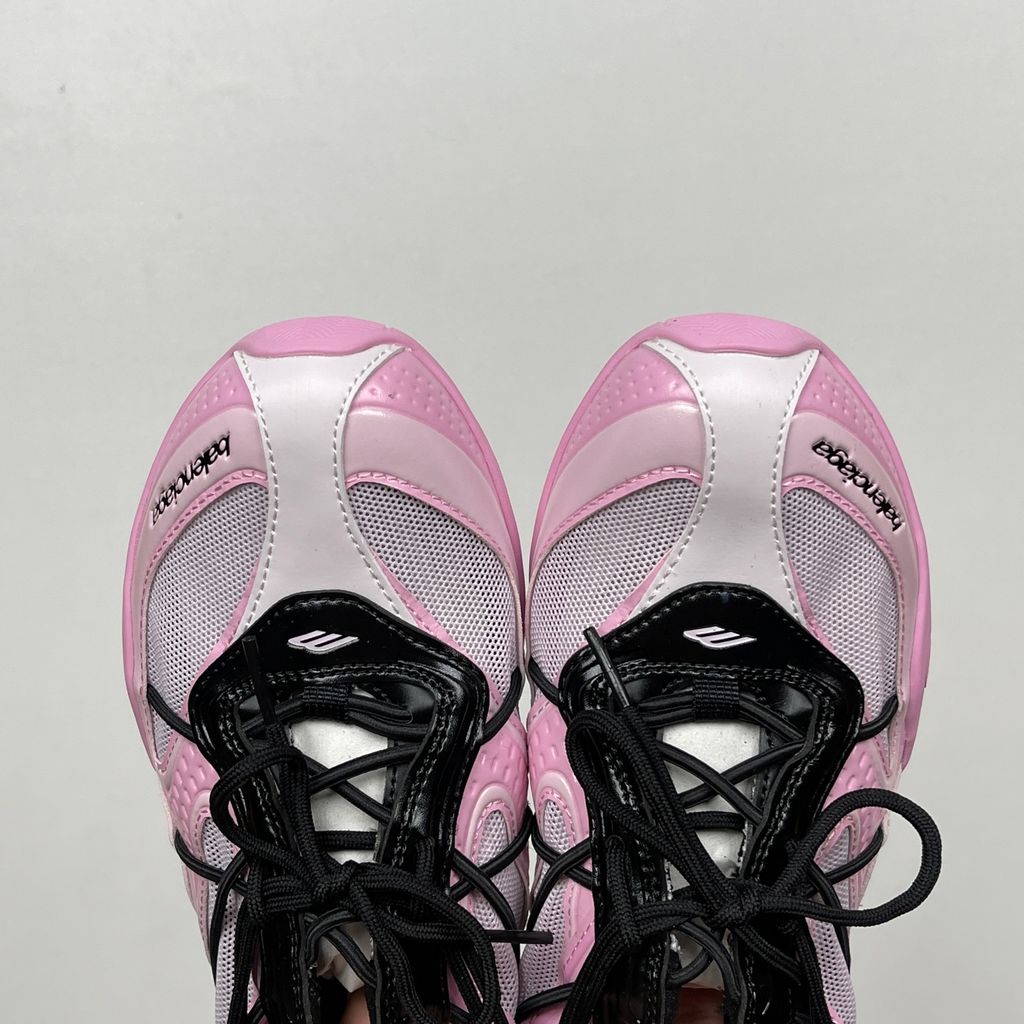 balenciaga-radar-slip-on-pink-black-luxury-sneaker-865868wstbl5010.jpg