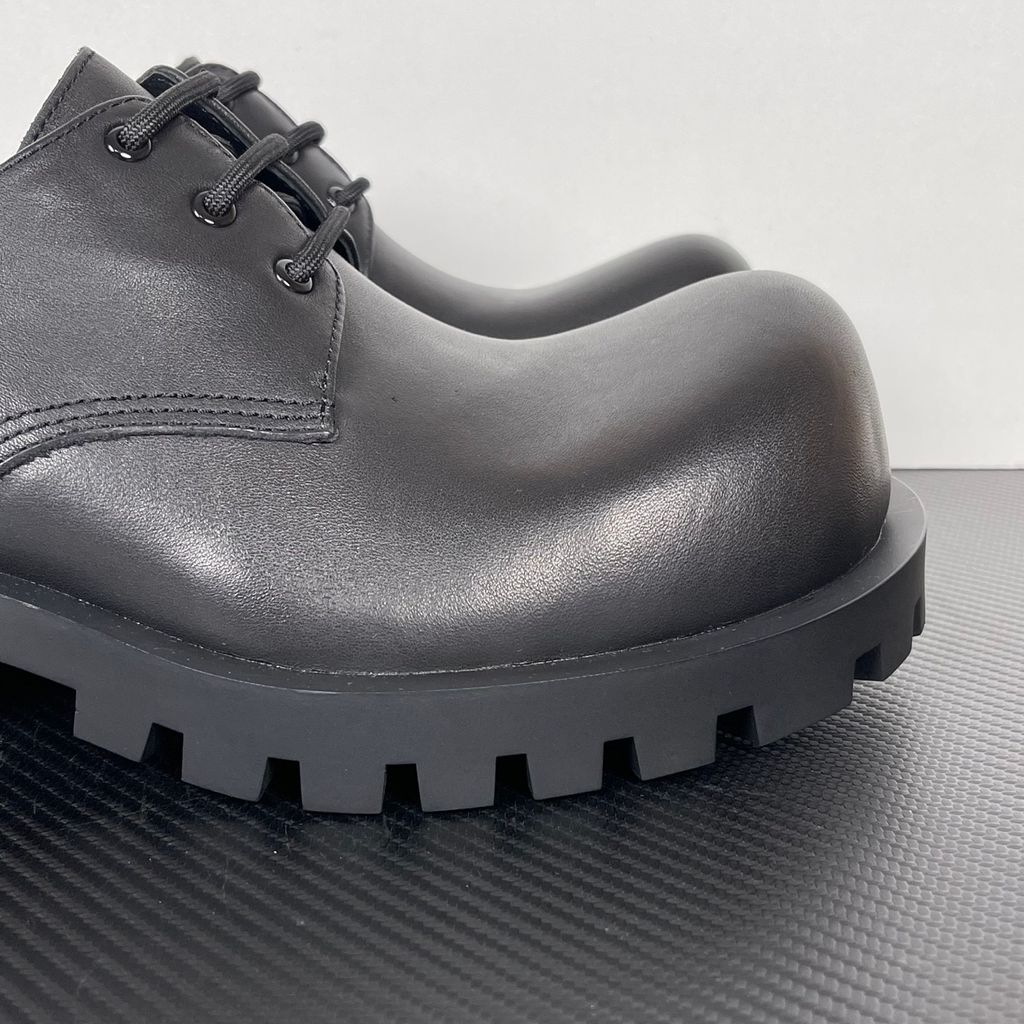 balenciaga-steroid-upturned-toe-derby-black-chunky-shoe-8098535326.jpg