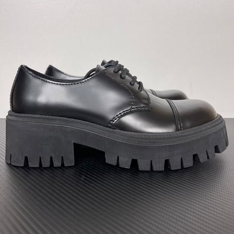 balenciaga-steroid-logo-derby-black-chunky-shoe-8074826645.jpg