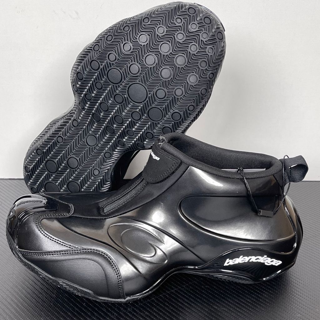 balenciaga-basketball-sneaker-black-molded-high-top-824909wbkbm1110.jpg