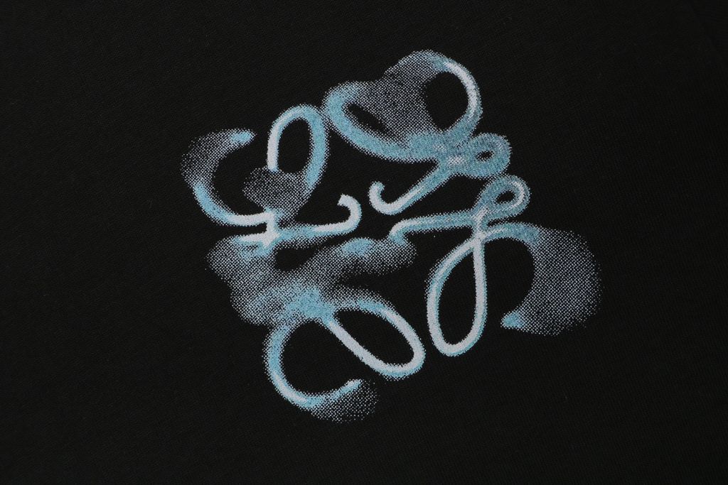 loe-spray-blue-flower-logo-imported-digital-direct-print-detail