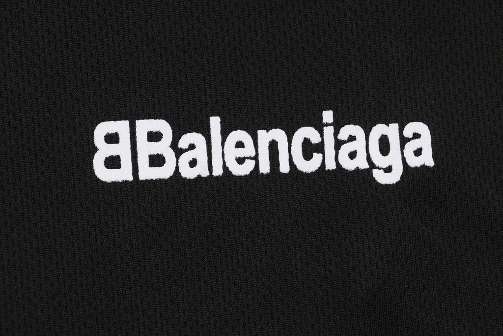 balenciaga-75d-poly-spandex-mesh-jersey-150g-lightweight-fabric-detail