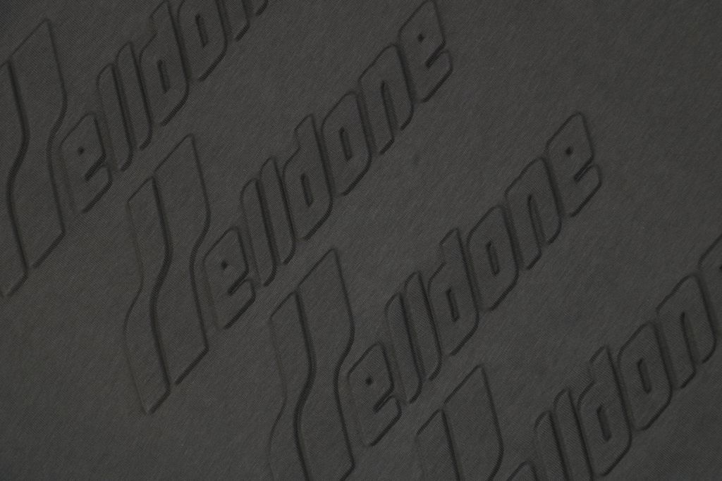 we11-bullet-screen-embossed-3d-texture-print-detail