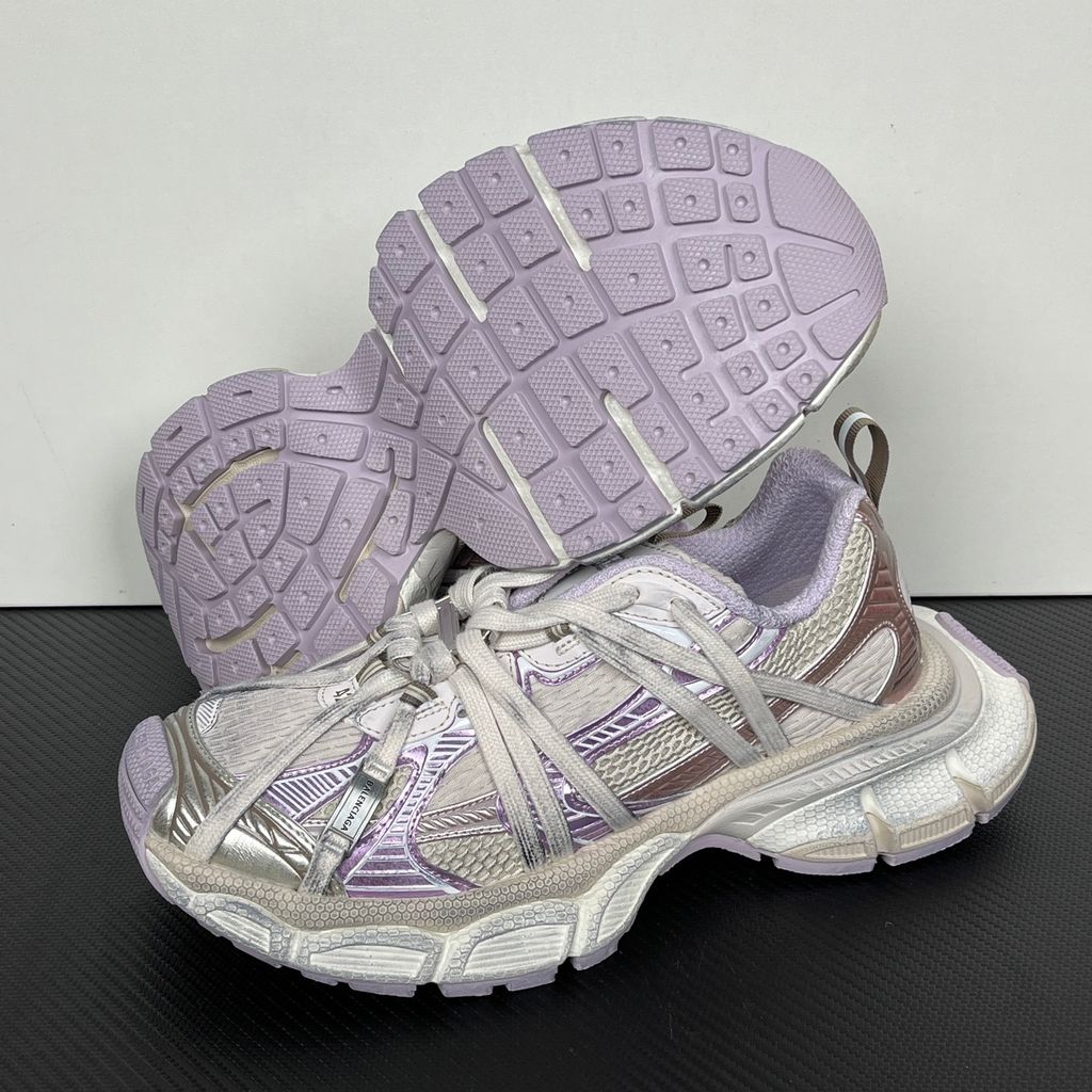 balenciaga-3xl-extreme-laces-b-grey-purple-metallic-distressed-chunky-runner-profile.jpg