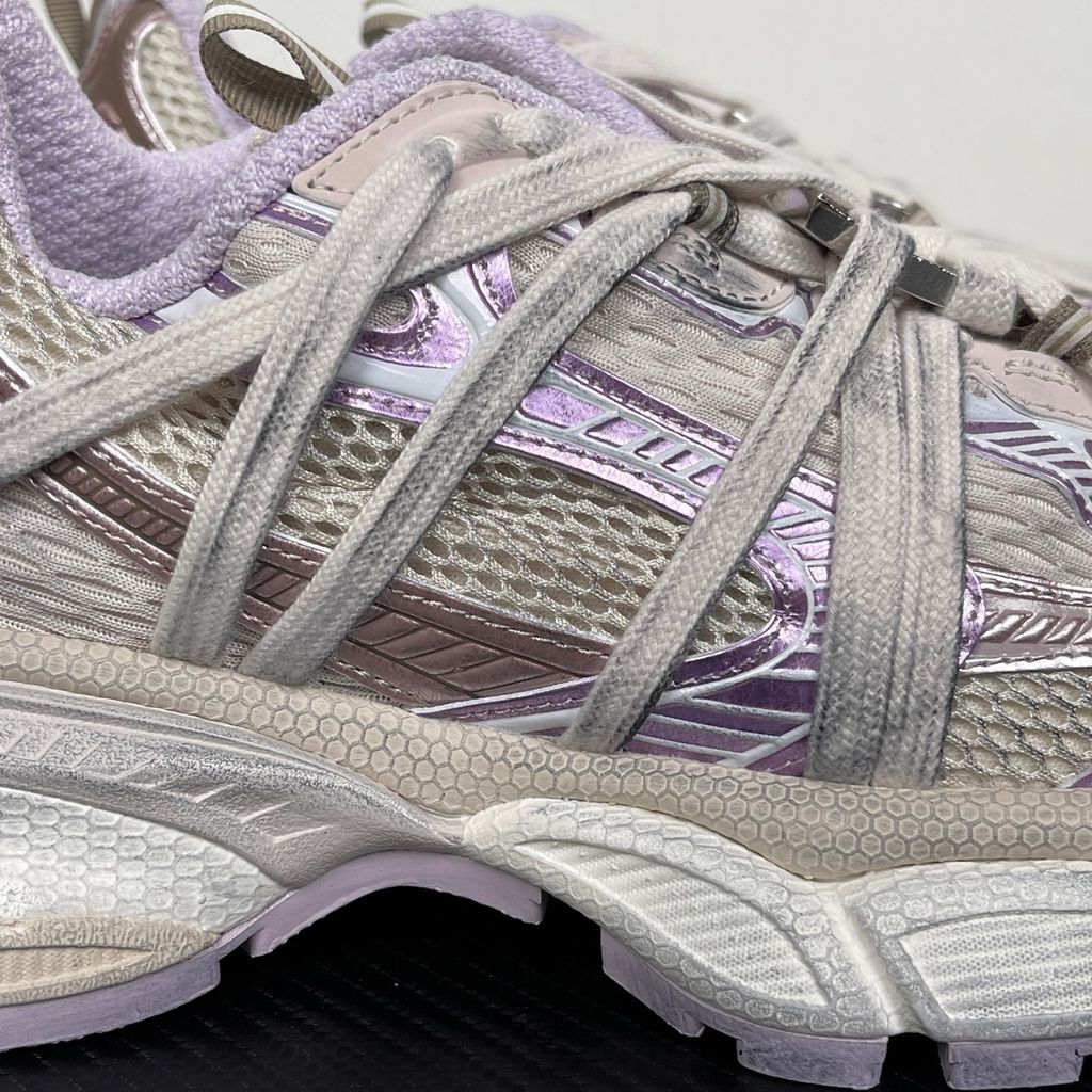 balenciaga-3xl-extreme-laces-b-grey-purple-metallic-distressed-chunky-runner-profile.jpg