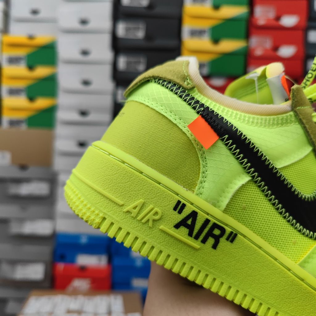 nike-air-force-1-low-off-white-volt-ao4606-700-profile.jpg