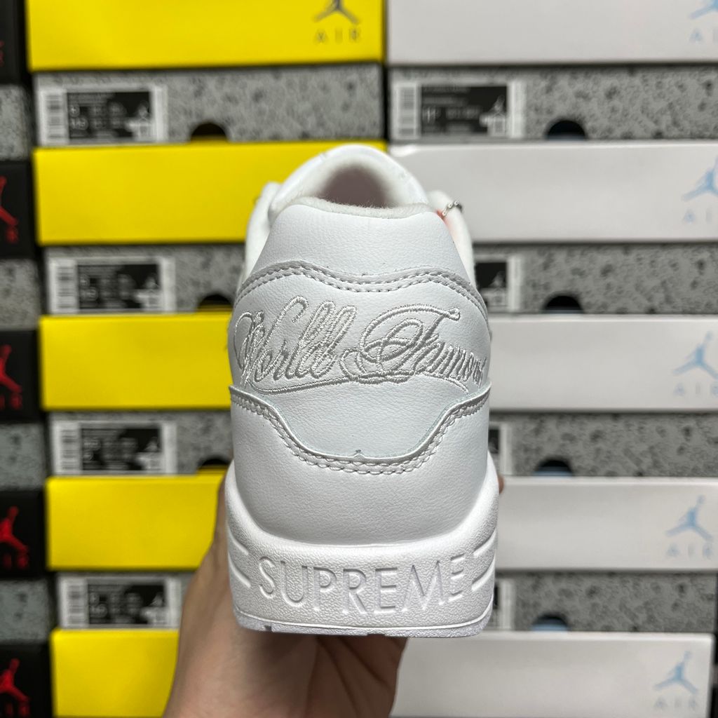 nike-air-max-1-87-sp-supreme-triple-white-profile-hf8813-100.jpg