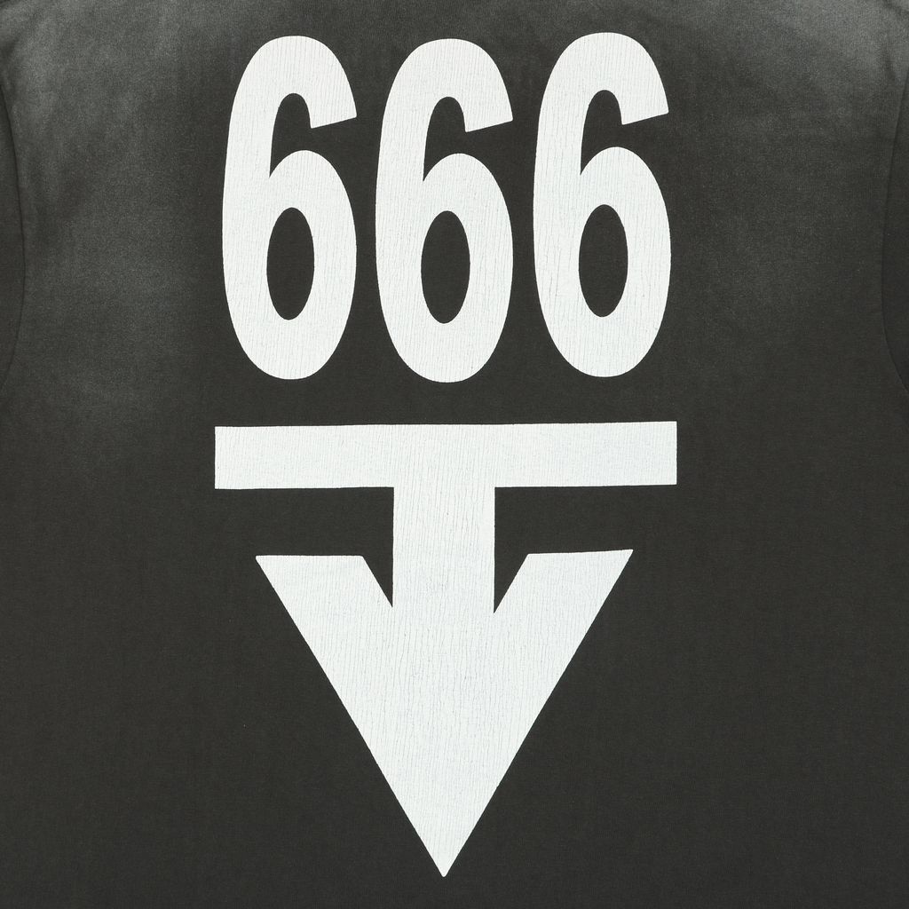 57d8877b