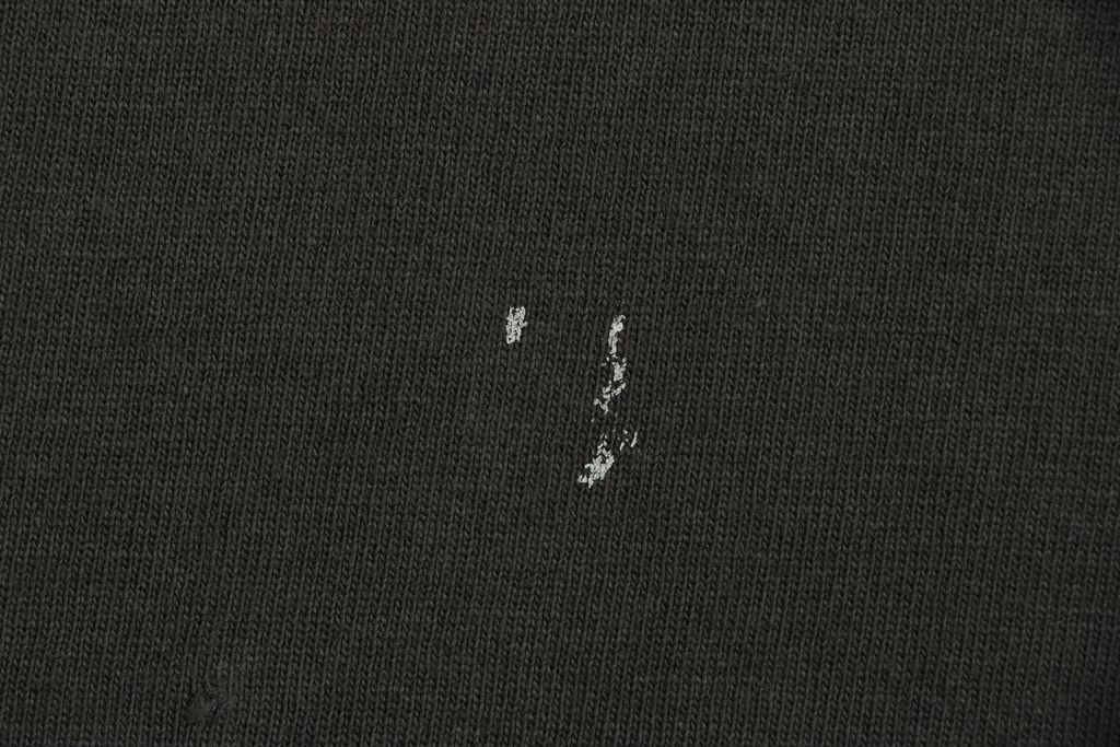 e1369277