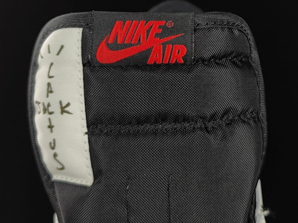 travis-scott-air-jordan-1-low-og-olive-womens-dz4137-106-sneaker.jpg