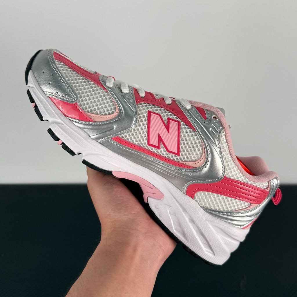 new-balance-530-silver-pink-u53022q-mesh-metallic-profile-box.jpg